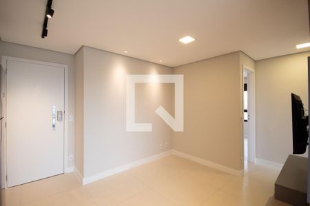 Sala e cozinha de apartamento à venda com 2 quartos, 50m² em Centro, Osasco