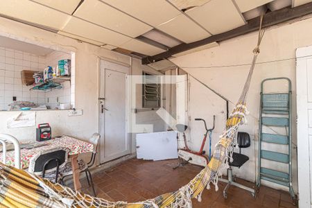 Área externa de casa à venda com 2 quartos, 80m² em Vila Ipojuca, São Paulo