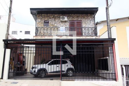 Casa para alugar com 110m², 3 quartos e 2 vagasFachada