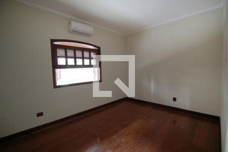 Casa para alugar com 110m², 3 quartos e 2 vagasQuarto 1