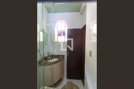 Casa à venda com 337m², 3 quartos e 3 vagasBanheiro da Suíte