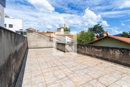 Casa à venda com 337m², 3 quartos e 3 vagasTerraço