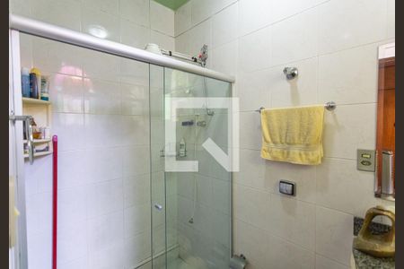 Casa à venda com 337m², 3 quartos e 3 vagasBanheiro da Suíte