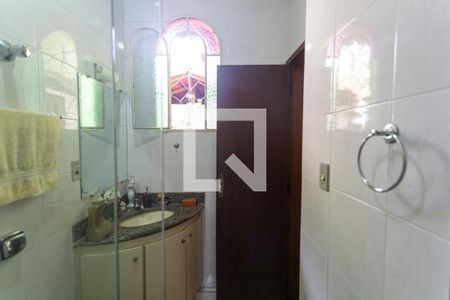 Casa à venda com 337m², 3 quartos e 3 vagasBanheiro da Suíte