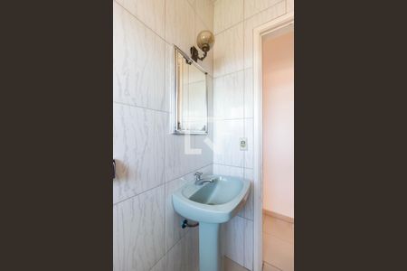 Casa à venda com 150m², 3 quartos e 2 vagasBanheiro