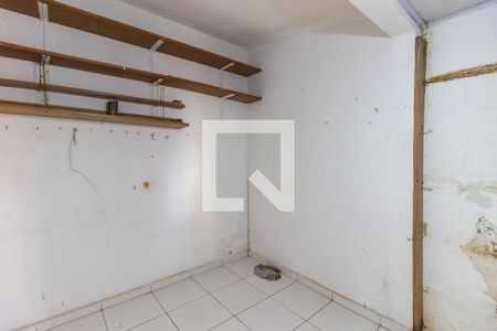 Casa à venda com 150m², 3 quartos e 2 vagasQuarto de Serviço