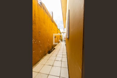 Casa à venda com 150m², 3 quartos e 2 vagasCorredor