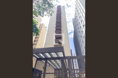 Apartamento para alugar com 215m², 3 quartos e 2 vagas Apartamento para alugar com 215m², 3 quartos e 2 vagasFachada