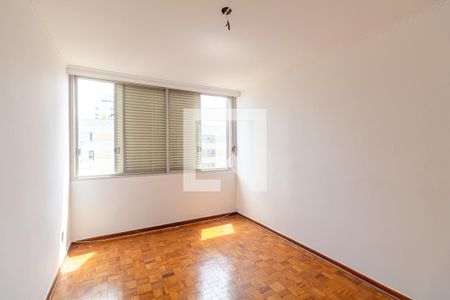 Apartamento para alugar com 215m², 3 quartos e 2 vagas Apartamento para alugar com 215m², 3 quartos e 2 vagasQuarto 3