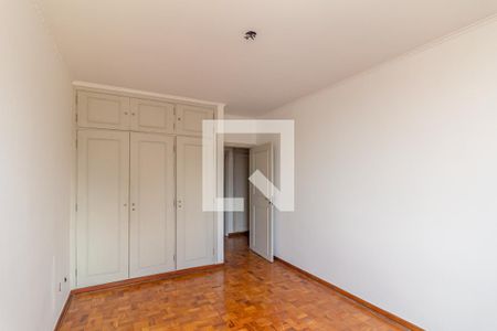 Apartamento para alugar com 215m², 3 quartos e 2 vagas Apartamento para alugar com 215m², 3 quartos e 2 vagasQuarto 1 - Suíte