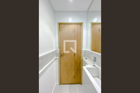 Casa à venda com 177m², 3 quartos e 3 vagasLavabo 