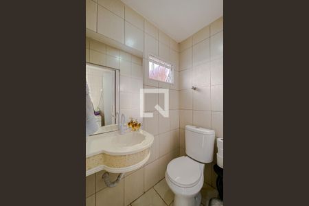 Casa à venda com 177m², 3 quartos e 3 vagasBanheiro de Serviço