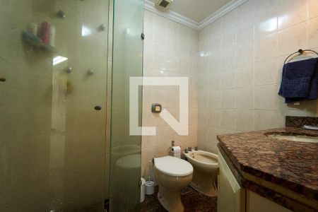 Apartamento à venda com 140m², 4 quartos e 2 vagas Apartamento à venda com 140m², 4 quartos e 2 vagasBanheiro Social