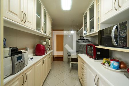 Apartamento à venda com 140m², 4 quartos e 2 vagas Apartamento à venda com 140m², 4 quartos e 2 vagasCozinha