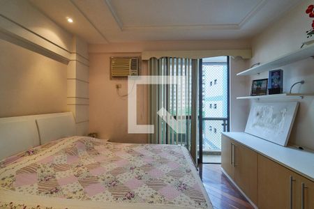 Apartamento à venda com 140m², 4 quartos e 2 vagas Apartamento à venda com 140m², 4 quartos e 2 vagasQuarto Suite