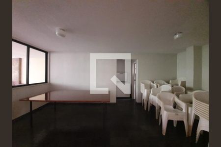 Apartamento à venda com 140m², 4 quartos e 2 vagas Apartamento à venda com 140m², 4 quartos e 2 vagasSalão de Festas