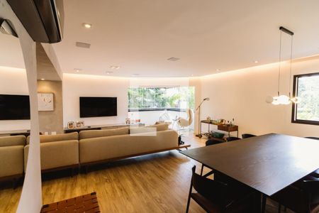 Sala de apartamento à venda com 3 quartos, 165m² em Vila Hamburguesa, São Paulo