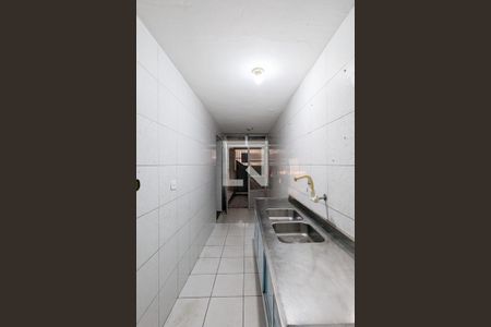 Casa para alugar com 80m², 2 quartos e 2 vagas Casa para alugar com 80m², 2 quartos e 2 vagasCozinha