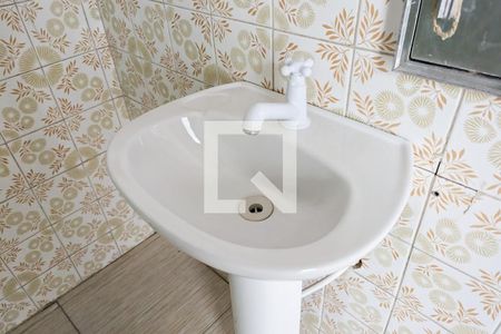 Casa para alugar com 80m², 2 quartos e 2 vagas Casa para alugar com 80m², 2 quartos e 2 vagasBanheiro