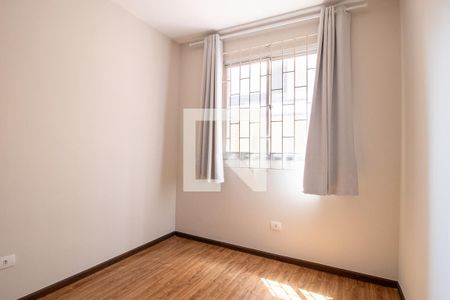 Quarto 1 de apartamento para alugar com 2 quartos, 80m² em Alto da Rua Xv, Curitiba