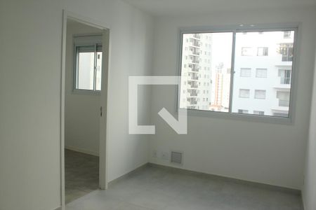 Sala/Cozinha/Área de Serviço de apartamento à venda com 2 quartos, 34m² em Jardim Taquaral, São Paulo