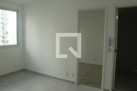 Sala/Cozinha/Área de Serviço de apartamento à venda com 2 quartos, 34m² em Jardim Taquaral, São Paulo