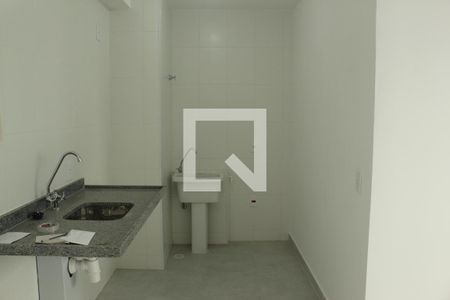 Sala/Cozinha/Área de Serviço de apartamento à venda com 2 quartos, 34m² em Jardim Taquaral, São Paulo