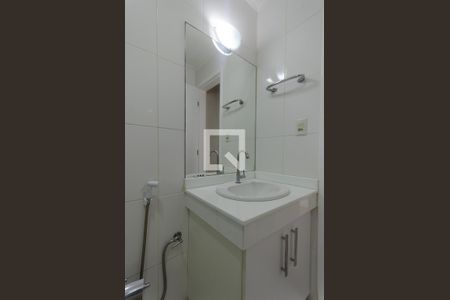 Apartamento para alugar com 160m², 3 quartos e 2 vagas Apartamento para alugar com 160m², 3 quartos e 2 vagasBanheiro Corredor