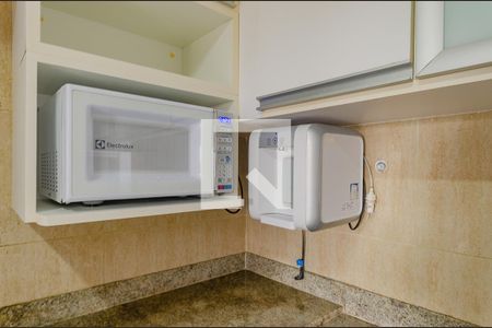 Apartamento para alugar com 160m², 3 quartos e 2 vagas Apartamento para alugar com 160m², 3 quartos e 2 vagasCozinha