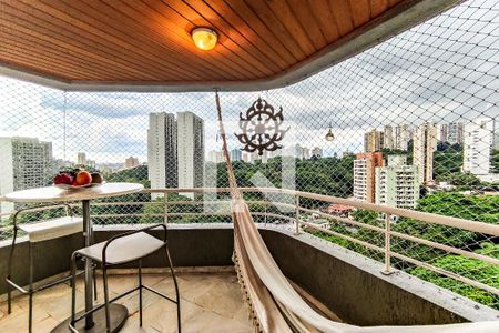 Varanda 1 de apartamento para alugar com 3 quartos, 280m² em Vila Suzana, São Paulo