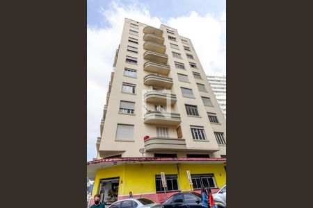 Apartamento à venda com 76m², 1 quarto e sem vagaFachada