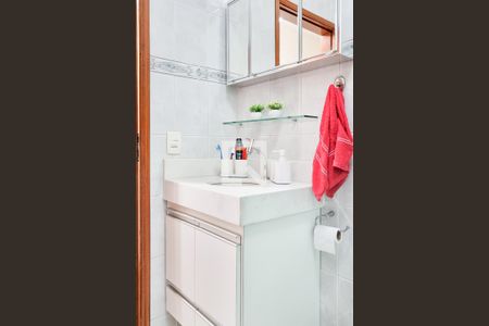 Casa para alugar com 221m², 4 quartos e 2 vagasBanheiro 3