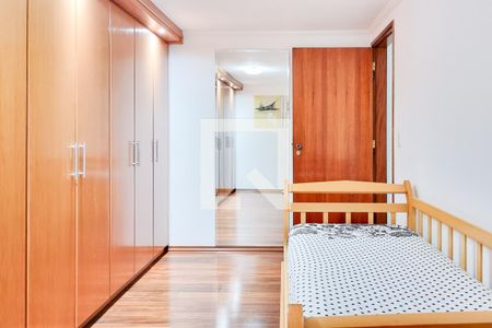 Casa para alugar com 221m², 4 quartos e 2 vagasQuarto 4