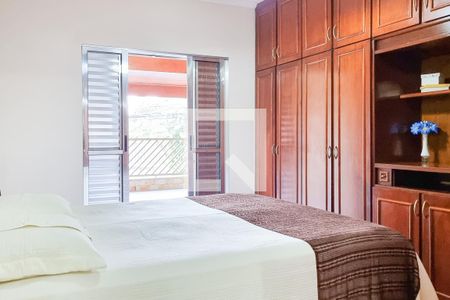 Suíte  de casa para alugar com 4 quartos, 221m² em Parque Continental I, Guarulhos