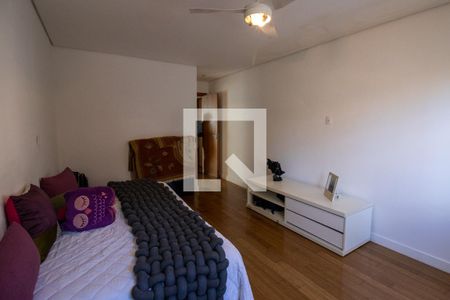 Casa de condomínio à venda com 210m², 4 quartos e 4 vagasQuarto 4