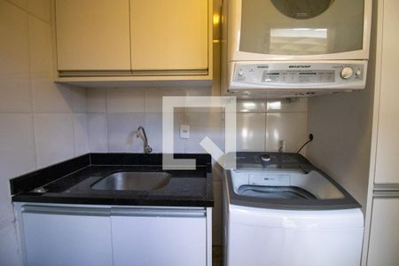 Casa de condomínio à venda com 210m², 4 quartos e 4 vagasÁrea de Serviço