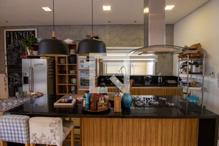 Casa de condomínio à venda com 210m², 4 quartos e 4 vagasCozinha