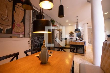 Casa de condomínio à venda com 210m², 4 quartos e 4 vagasCozinha