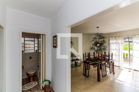 Casa à venda com 145m², 3 quartos e 3 vagasLavabo 2