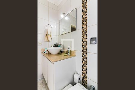 Casa à venda com 145m², 3 quartos e 3 vagasBanheiro do Quarto 1 - Suíte