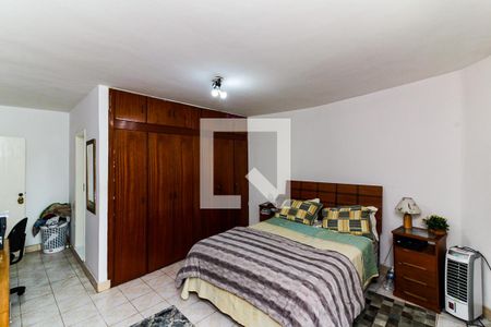 Casa à venda com 145m², 3 quartos e 3 vagasQuarto 1 - Suíte