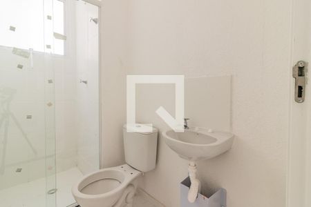 Banheiro de apartamento para alugar com 2 quartos, 45m² em Cavalhada, Porto Alegre