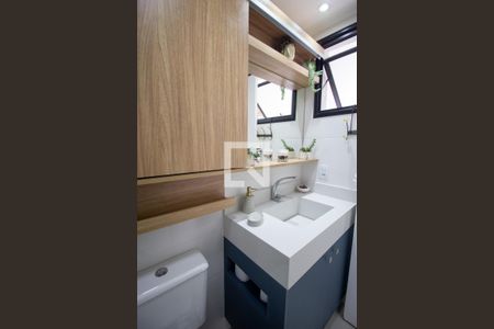 Casa de condomínio à venda com 145m², 3 quartos e 2 vagas Casa de condomínio à venda com 145m², 3 quartos e 2 vagasBanheiro da Suíte 1