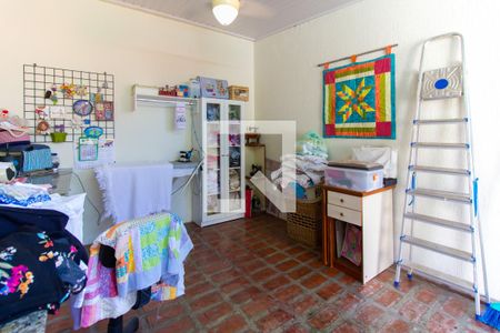 Casa à venda com 180m², 3 quartos e 5 vagas Casa à venda com 180m², 3 quartos e 5 vagasQuarto de Serviço