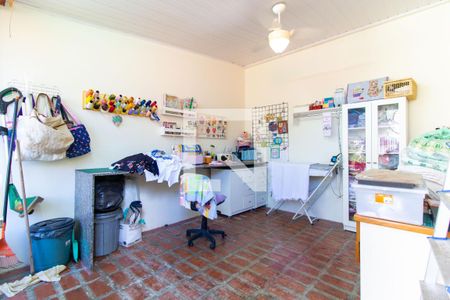 Casa à venda com 180m², 3 quartos e 5 vagas Casa à venda com 180m², 3 quartos e 5 vagasQuarto de Serviço