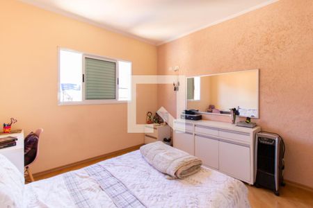 Casa à venda com 180m², 3 quartos e 5 vagas Casa à venda com 180m², 3 quartos e 5 vagasQuarto 02