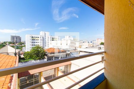 Casa à venda com 180m², 3 quartos e 5 vagas Casa à venda com 180m², 3 quartos e 5 vagasVaranda da Suíte