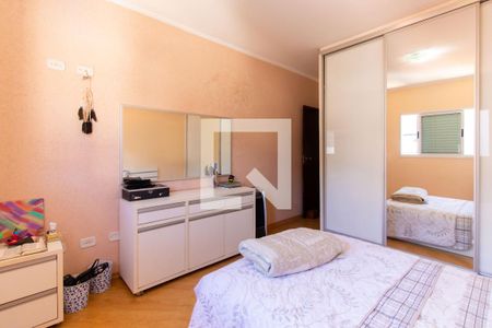 Casa à venda com 180m², 3 quartos e 5 vagas Casa à venda com 180m², 3 quartos e 5 vagasQuarto 02