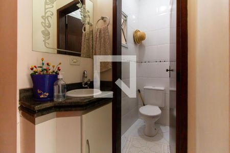 Casa à venda com 180m², 3 quartos e 5 vagas Casa à venda com 180m², 3 quartos e 5 vagasLavabo