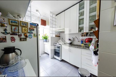Apartamento à venda com 67m², 3 quartos e 2 vagas Apartamento à venda com 67m², 3 quartos e 2 vagasCozinha